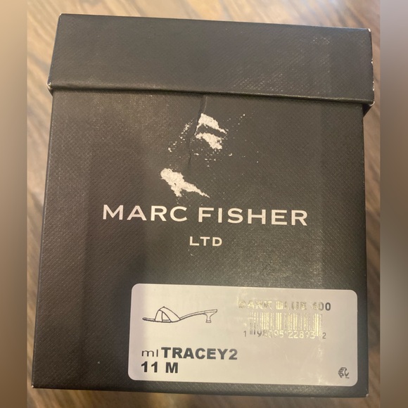 Marc Fisher LTD Women's denim dark blue Tracey Kitten Heel slide Sandal Size 11M - Picture 9 of 9